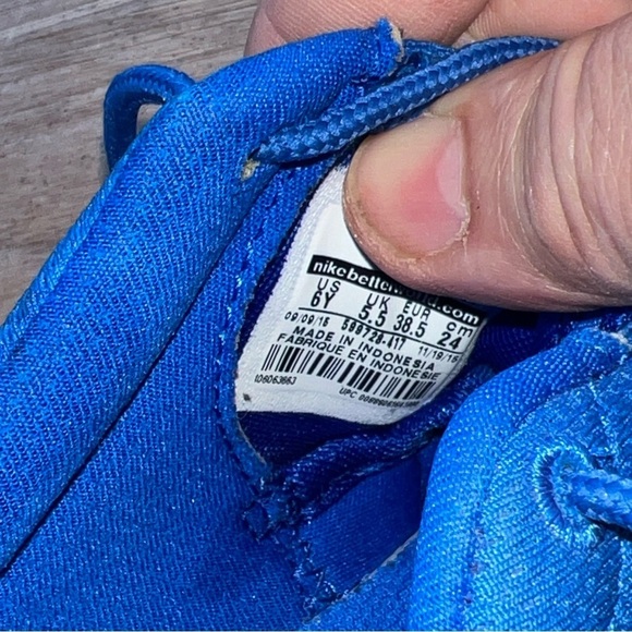 Nike Roshe One (GS) 599728-417 Sz 6Y Running Sneakers - Picture 11 of 11